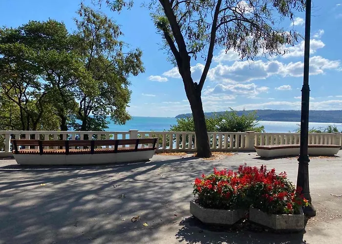 мarelis Luxe Port * Varna